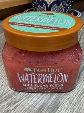 🌻5 for $30🌻 Tree Hut Watermelon Shea Sugar Scrub